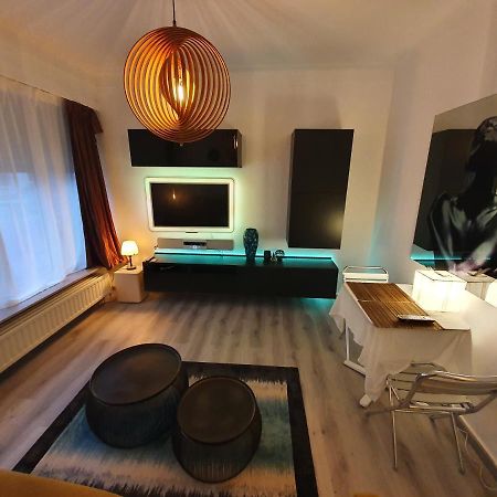 Cosy Corner In Quiet Suburb - All Cars Allowed Антверпен Екстериор снимка
