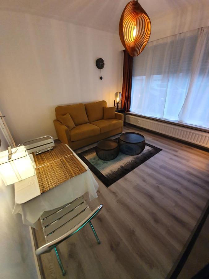 Cosy Corner In Quiet Suburb - All Cars Allowed Антверпен Екстериор снимка